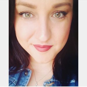 Meet your Posher, Tori